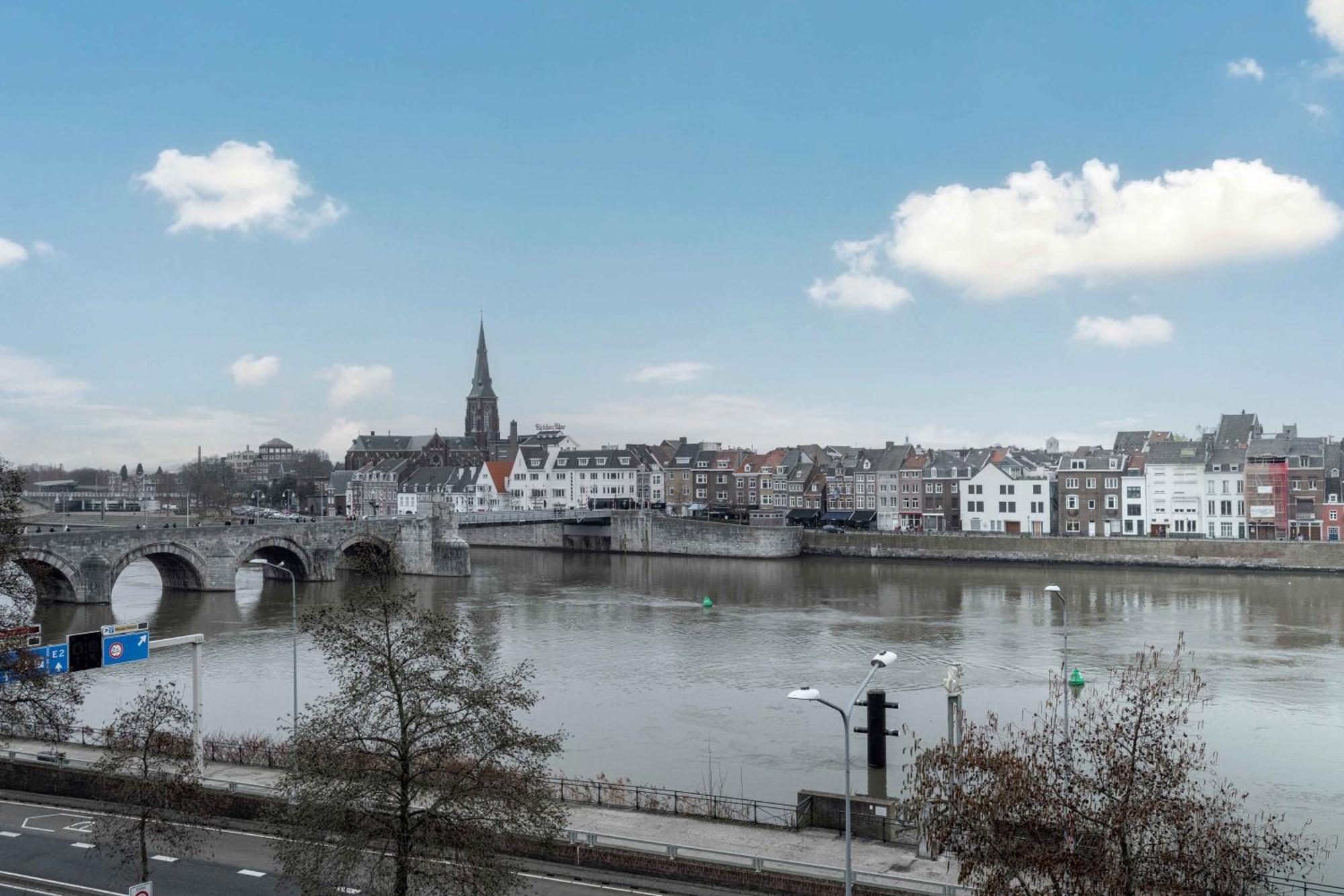 Easyhotel Maastricht City Centre Экстерьер фото