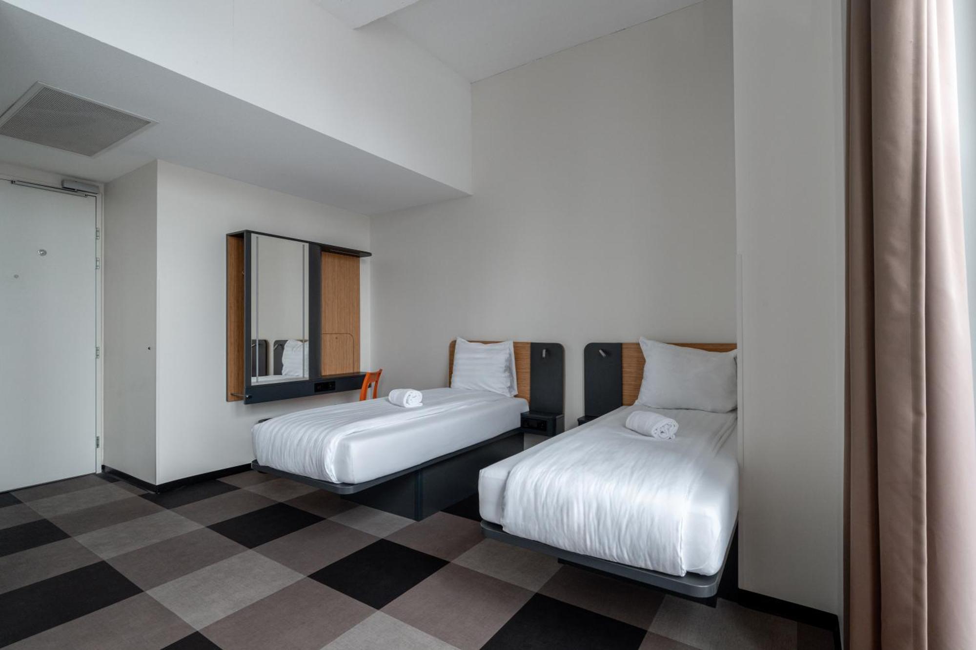 Easyhotel Maastricht City Centre Экстерьер фото