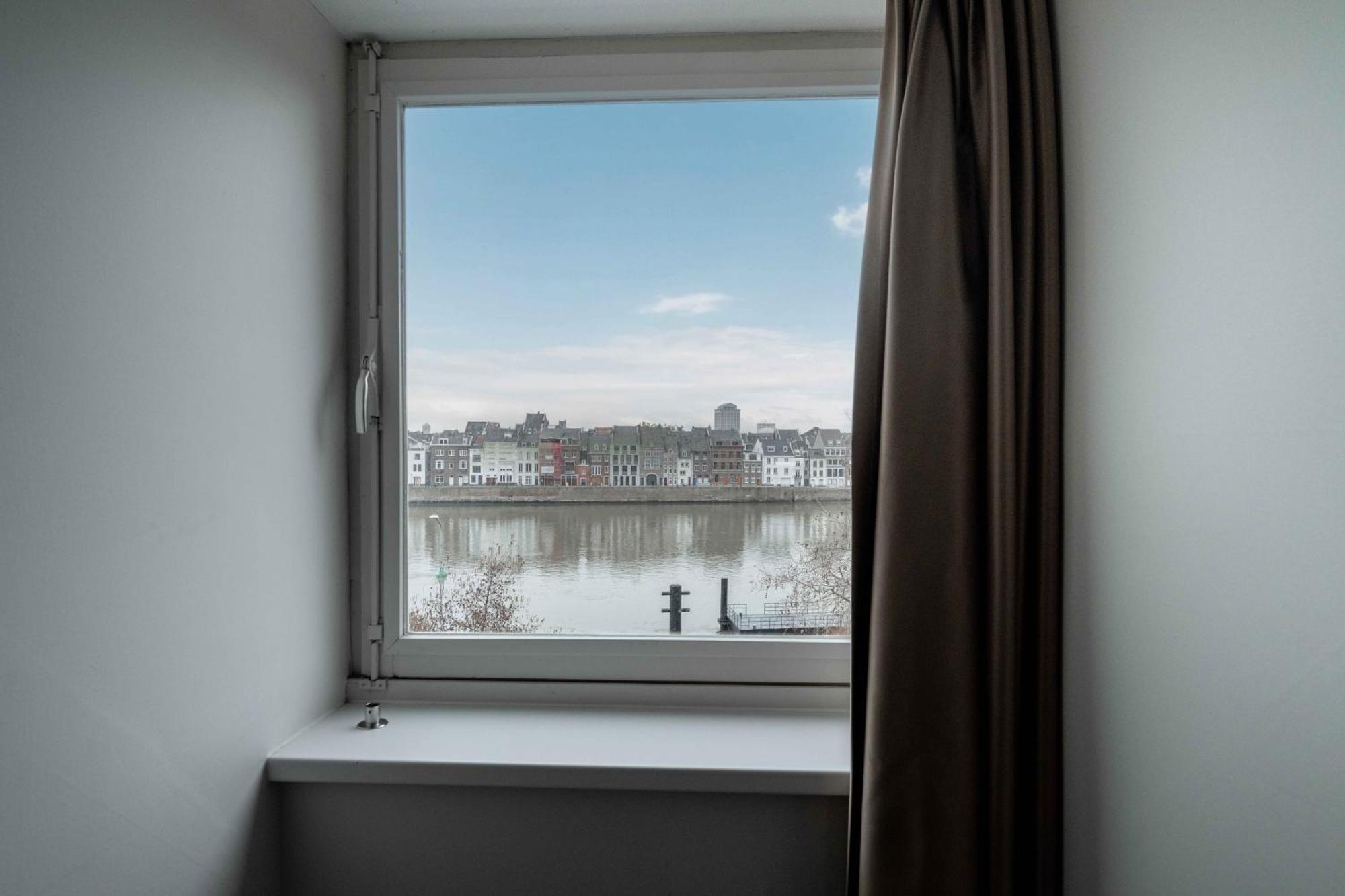 Easyhotel Maastricht City Centre Экстерьер фото