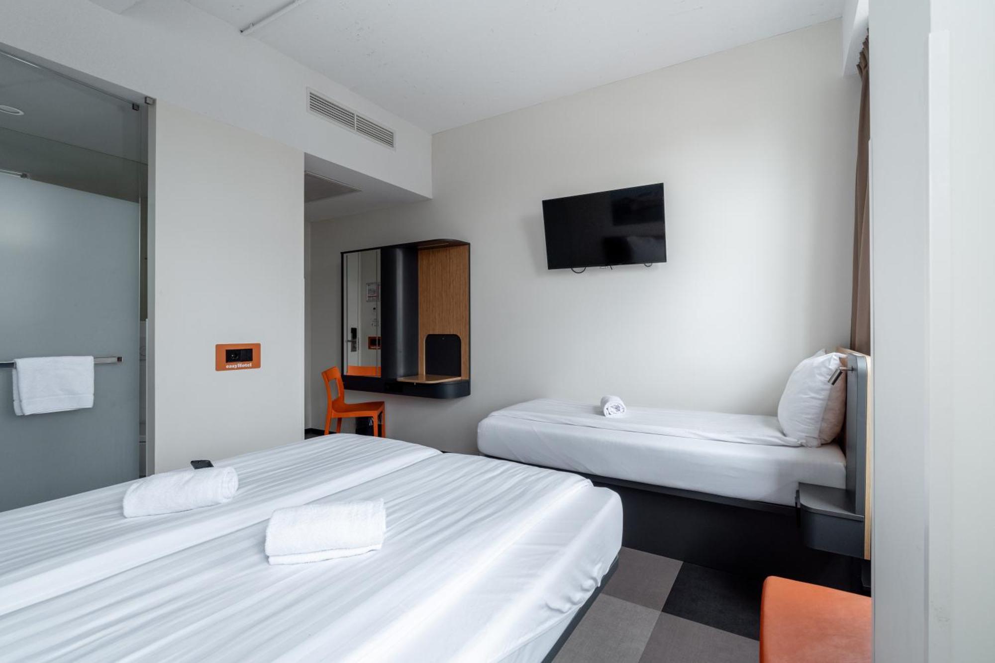 Easyhotel Maastricht City Centre Экстерьер фото