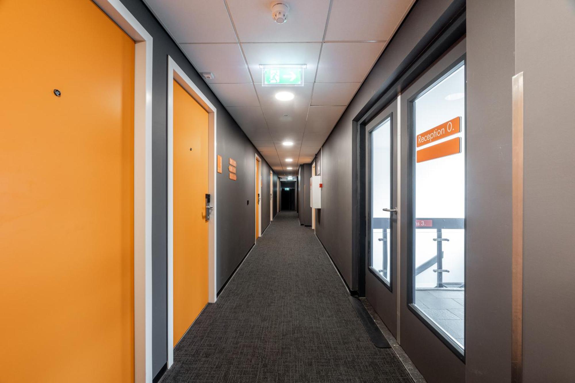 Easyhotel Maastricht City Centre Экстерьер фото