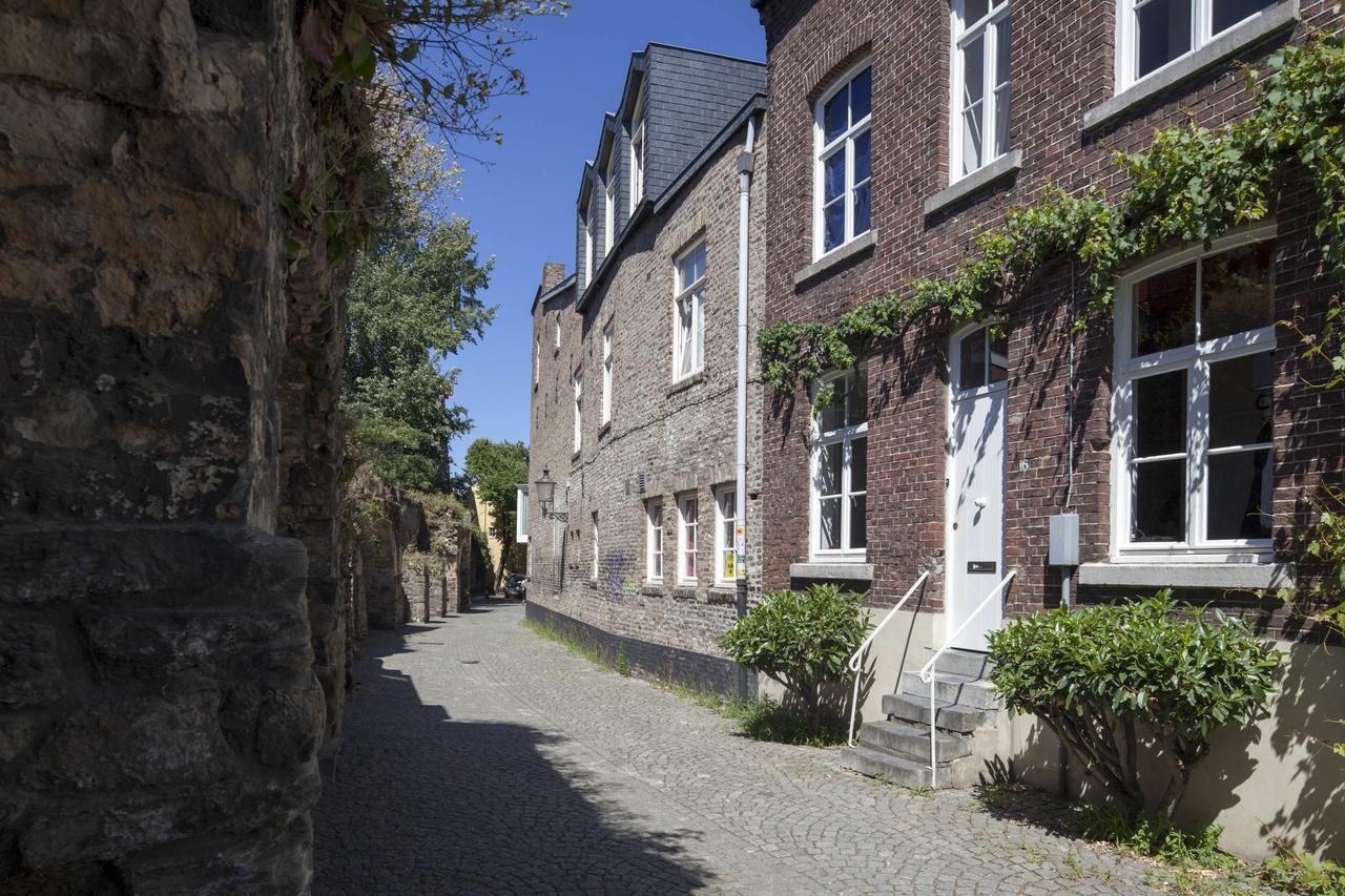 Easyhotel Maastricht City Centre Экстерьер фото