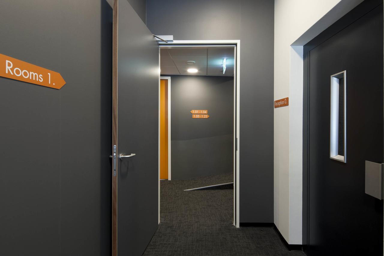 Easyhotel Maastricht City Centre Экстерьер фото