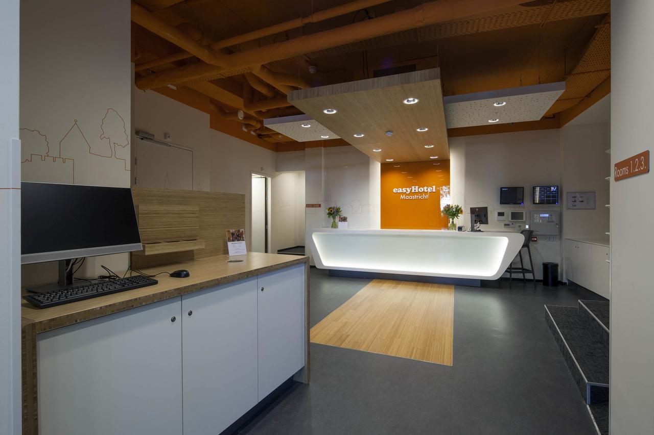 Easyhotel Maastricht City Centre Экстерьер фото